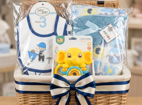 Premium handcrafted collections featuring elegant keepsakes, decorative artistry, and bespoke gift items for special celebrations.